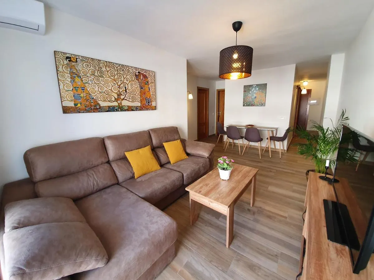 Galvez Flat, At Principal Railway Station In Malaga Lägenhet