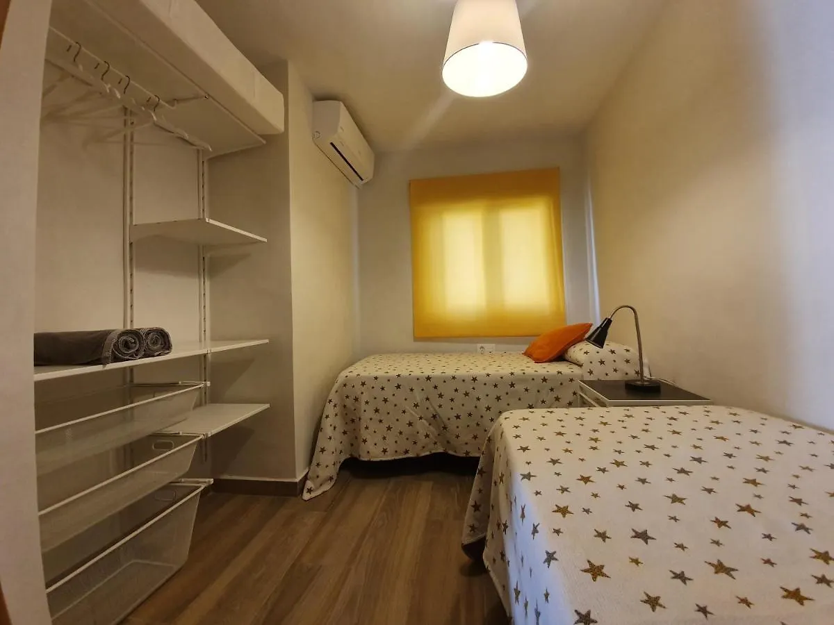 Galvez Flat, At Principal Railway Station In Malaga Apartment